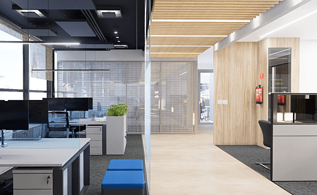 Projeto de sala comercial moderna com divisórias de vidro, teto em madeira e design minimalista que integra funcionalidade e identidade corporativa - Spacca