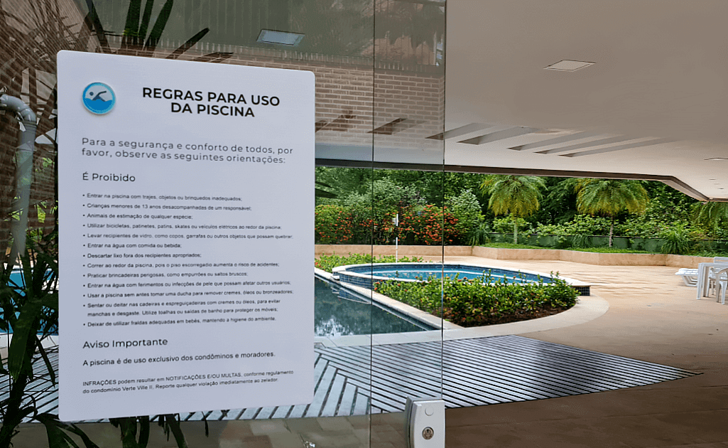Placa de sinalização informativa